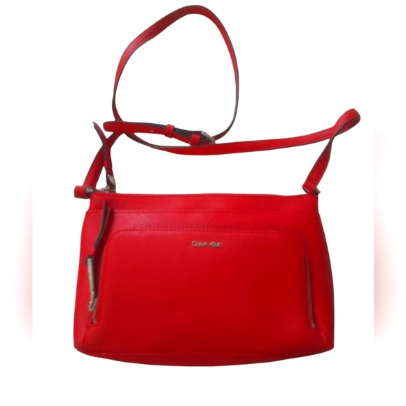 Calvin Klein Red Crossbody Bag with Sleek Design - Picture 1 of 12